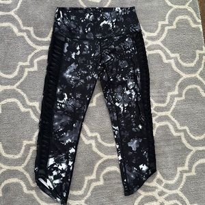 Lululemon cropped legging, black floral print with mesh sides detail